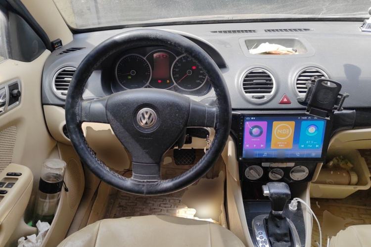 Used Volkswagen Lavida 2011 1.6L Automatic Premium Edition Steering Wheel