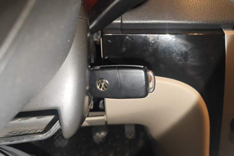 Used Volkswagen Lavida 2011 1.4 TSI Manual Prestige Edition Vehicle Key