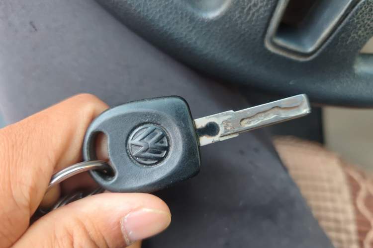 Used Volkswagen Lavida 2011 1.6L Automatic PinYou Edition Vehicle Key