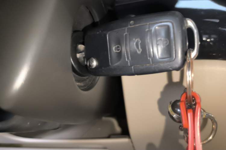 Used Volkswagen Lavida 2011 1.4 TSI Manual Prestige Edition Vehicle Key