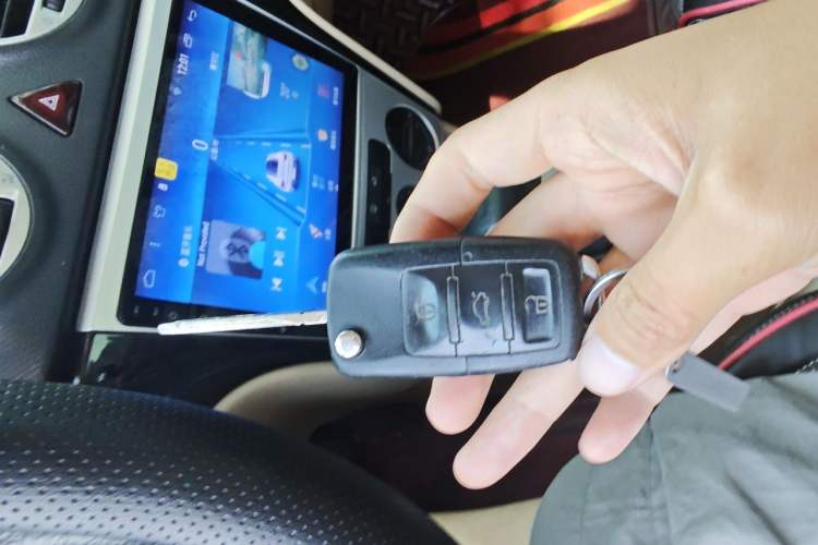 Used Volkswagen Lavida 2011 1.6L Automatic PinYou Edition Vehicle Key