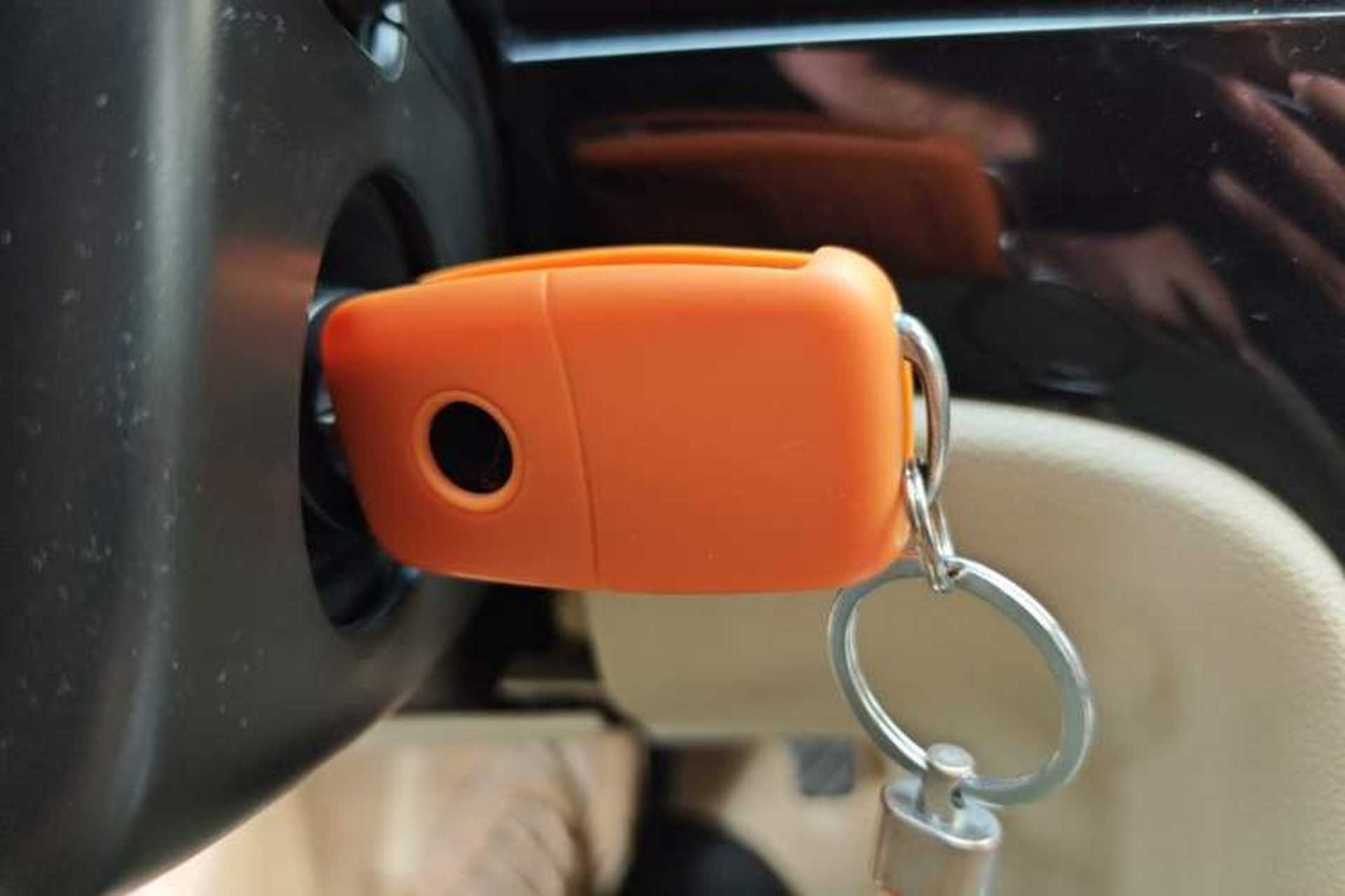 Used Volkswagen Lavida 2011 2.0L Automatic Premium Edition Vehicle Key