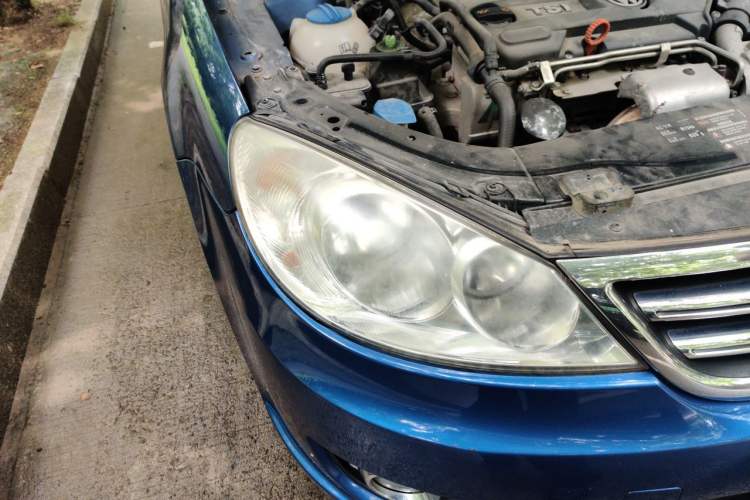 Used Volkswagen Lavida 2011 1.4 TSI DSG Prestige Edition Right Front Headlight