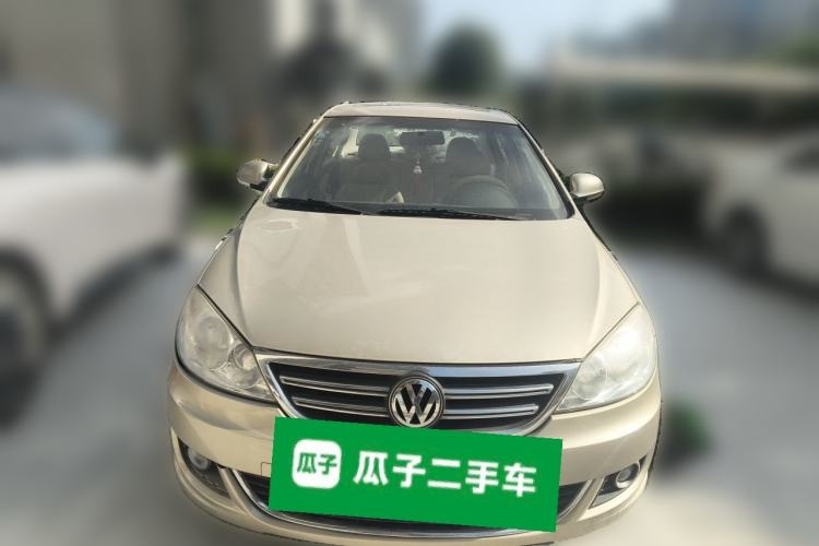 Used Volkswagen Lavida 2011 1.6L Manual - Premium Edition Front