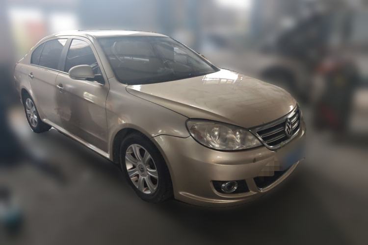 Used Volkswagen Lavida 2011 1.6L Automatic Premium Edition Front Right 45 Deg