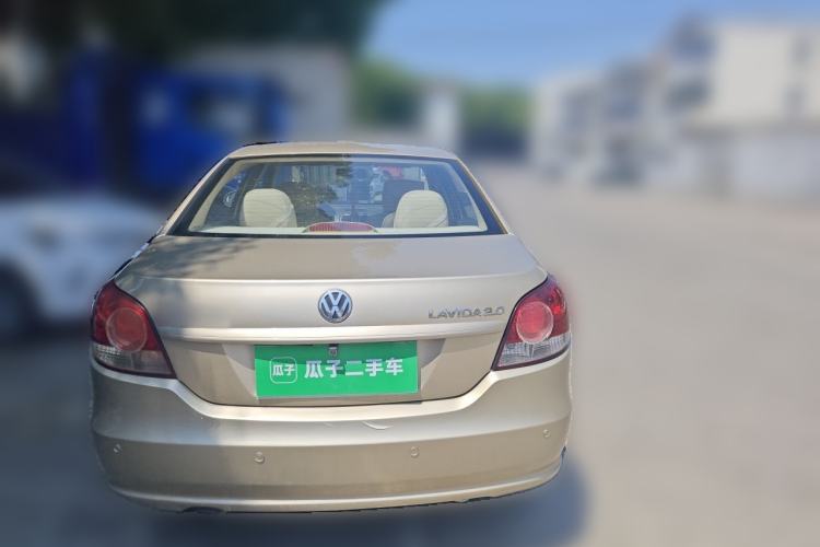 Used Volkswagen Lavida 2011 2.0L Automatic Premium Edition Rear