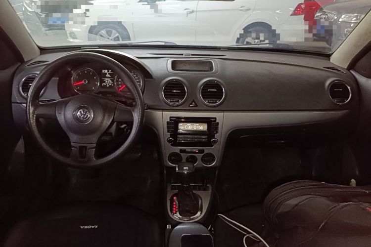 Used Volkswagen Lavida 2011 1.4 TSI DSG Prestige Edition Center Console
