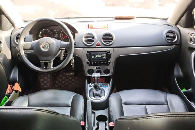 Used Volkswagen Lavida 2011 1.4 TSI DSG Prestige Edition Center Console