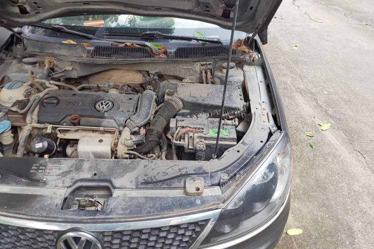 Used Volkswagen Lavida 2011 1.4 TSI DSG Prestige Edition Engine Bay Left