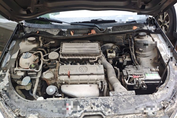 Used Volkswagen Lavida 2011 1.6L Manual Joy Version Engine Bay