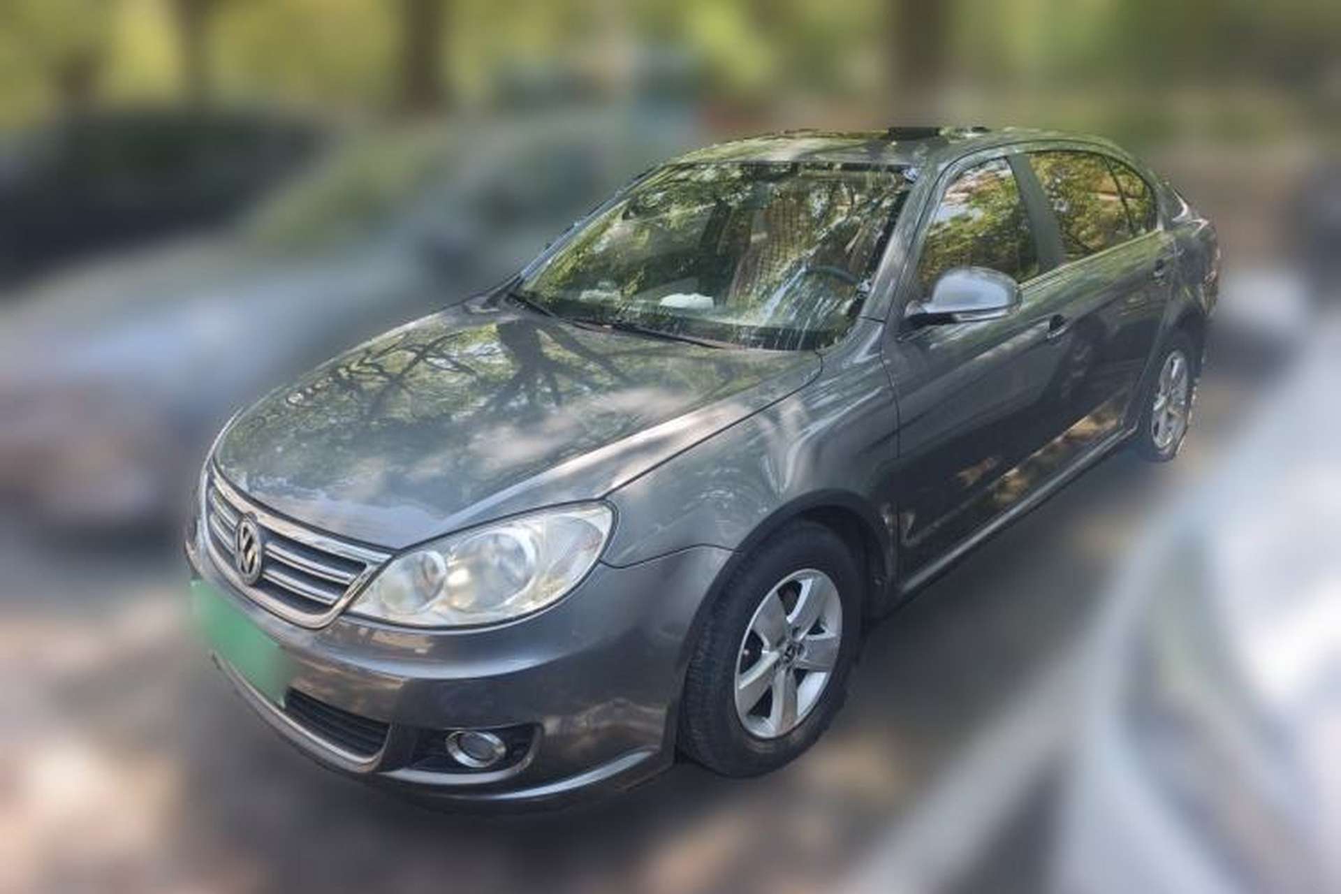 Used Volkswagen Lavida 2011 1.6L Manual - Premium Edition Front Left 45 Deg
