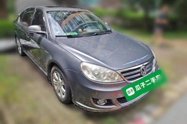 Used Volkswagen Lavida 2011 1.6L Automatic Premium Edition Front Right 45 Deg
