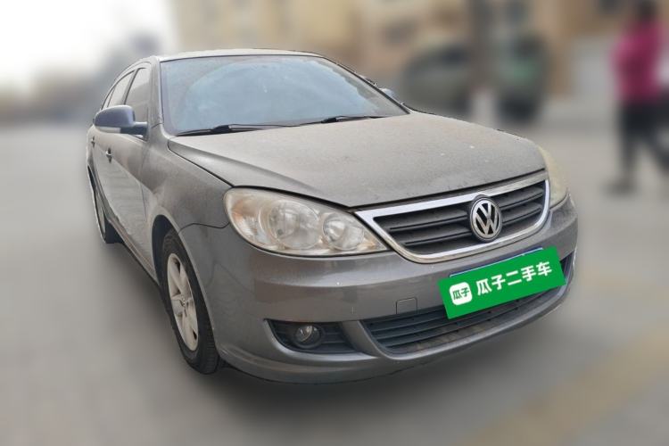 Used Volkswagen Lavida 2011 2.0L Automatic Premium Edition Front Right 45 Deg
