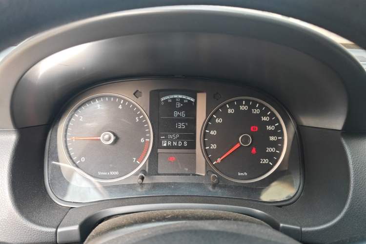 Used Volkswagen Lavida 2011 2.0L Automatic Premium Edition Instrument Cluster