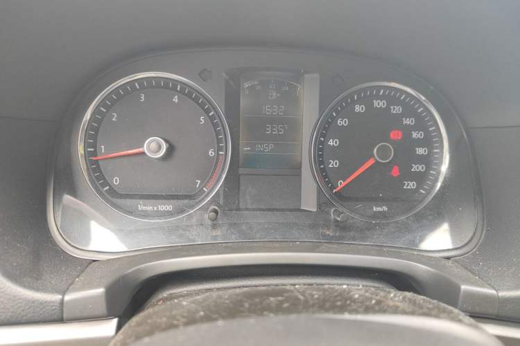 Used Volkswagen Lavida 2011 1.6L Manual - Premium Edition Instrument Cluster