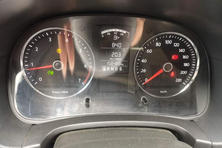 Used Volkswagen Lavida 2011 1.6L Automatic Premium Edition Instrument Cluster