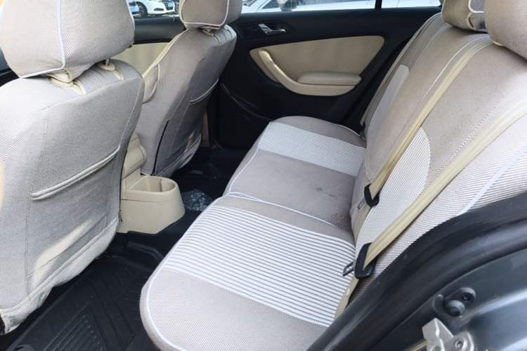 Used Volkswagen Lavida 2011 1.6L Automatic Premium Edition Left Rear Seat