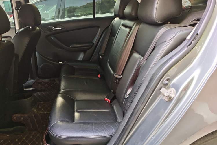Used Volkswagen Lavida 2011 1.4 TSI DSG Prestige Edition Left Rear Seat