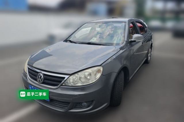 Ojetý Volkswagen Lavida 2011 1.6L Manual Joy Version