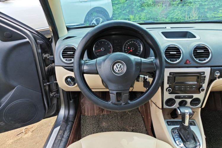 Used Volkswagen Lavida 2011 1.4 TSI DSG Prestige Edition Steering Wheel