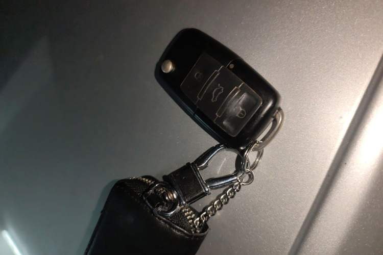 Used Volkswagen Lavida 2011 1.6L Automatic PinYou Edition Vehicle Key