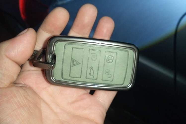 Used Volkswagen Lavida 2011 1.6L Manual Joy Version Vehicle Key