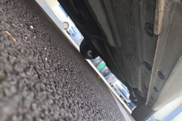 Used Volkswagen Lavida 2011 1.6L Automatic PinYou Edition Chassis Front Left
