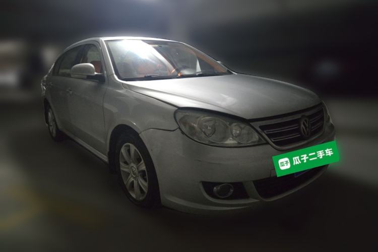 Used Volkswagen Lavida 2011 1.6L Automatic Premium Edition Front Right 45 Deg