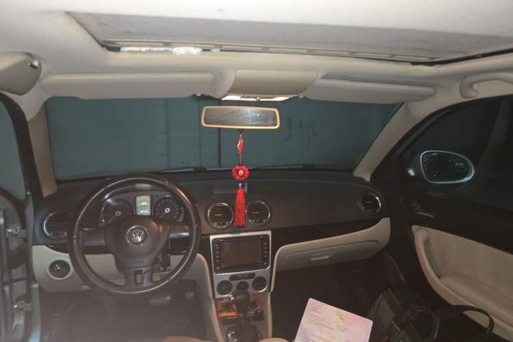 Used Volkswagen Lavida 2011 1.6L Automatic Premium Edition Headliner