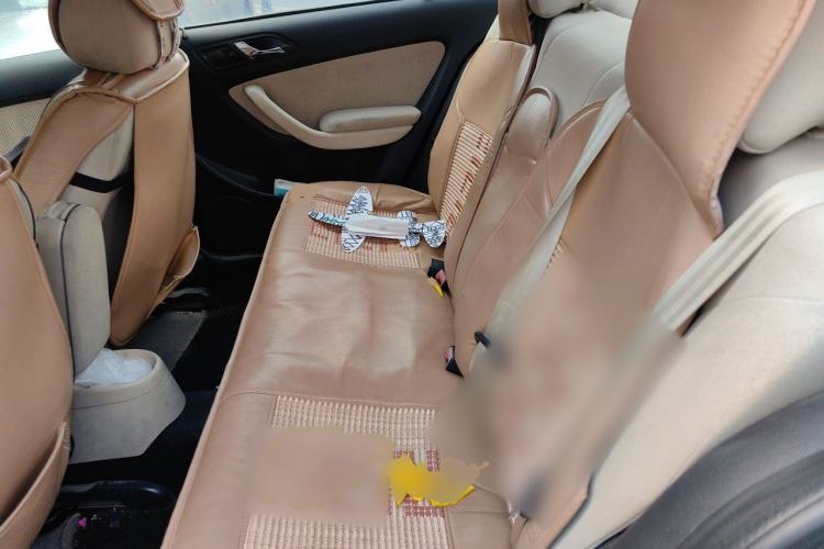 Used Volkswagen Lavida 2011 1.6L Automatic PinYou Edition Left Rear Seat