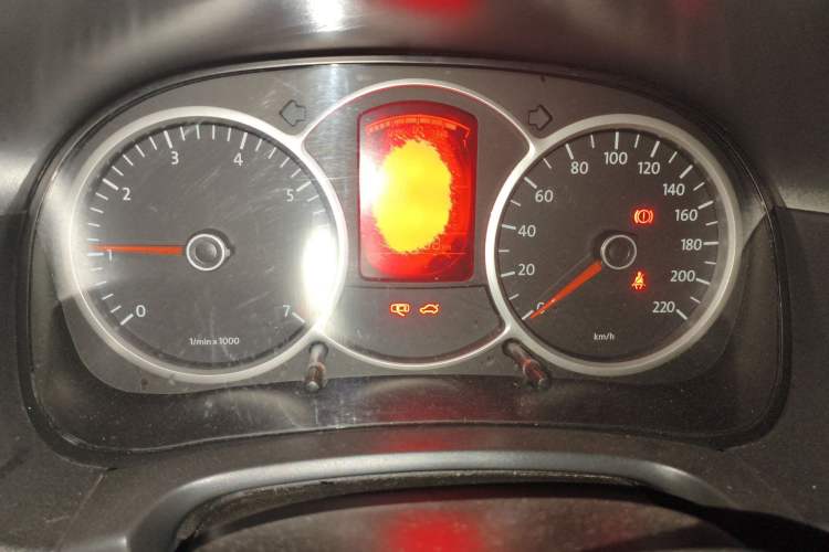 Used Volkswagen Lavida 2011 1.6L Manual - Premium Edition Odometer Close Up