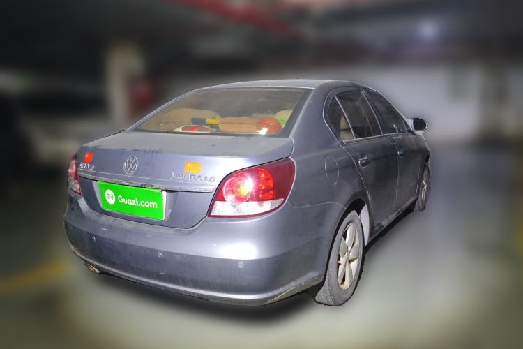Used Volkswagen Lavida 2011 1.6L Manual - Premium Edition Rear Right 45 Deg