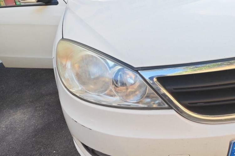 Used Volkswagen Lavida 2011 1.6L Automatic PinYou Edition Right Front Headlight