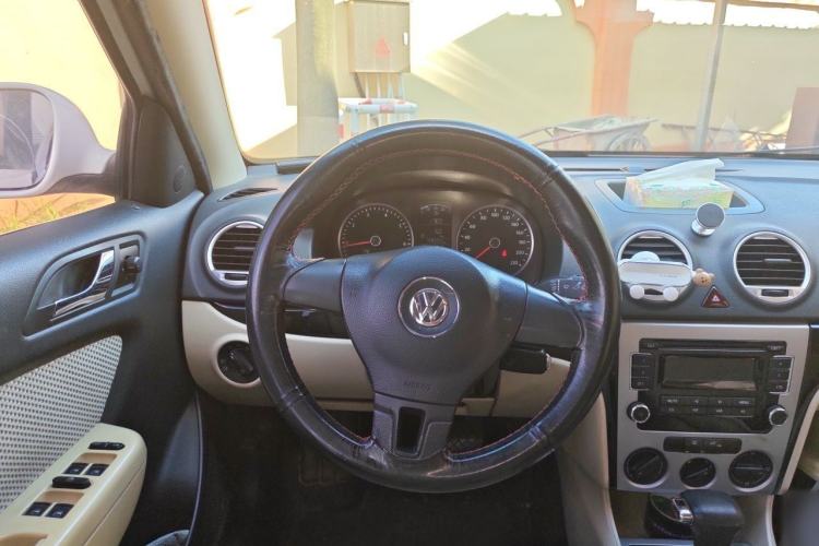 Used Volkswagen Lavida 2011 1.6L Automatic PinYou Edition Steering Wheel