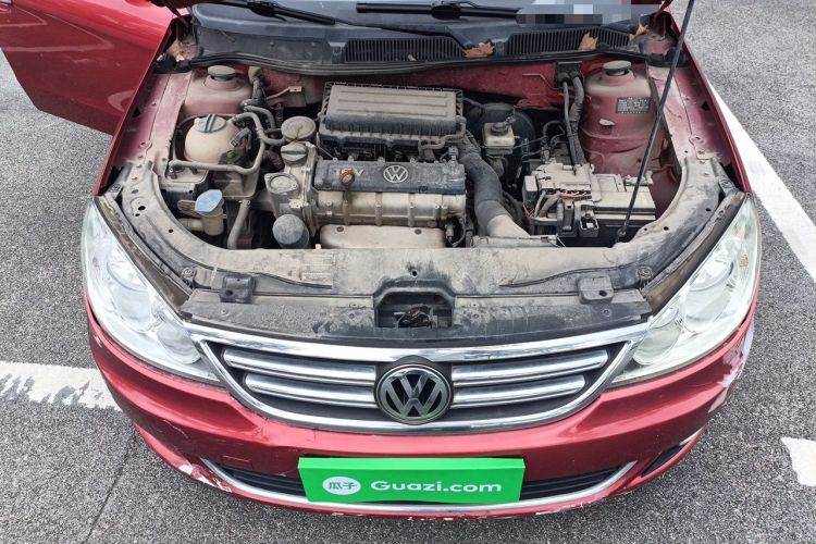 Used Volkswagen Lavida 2011 1.6L Automatic Premium Edition Engine Bay