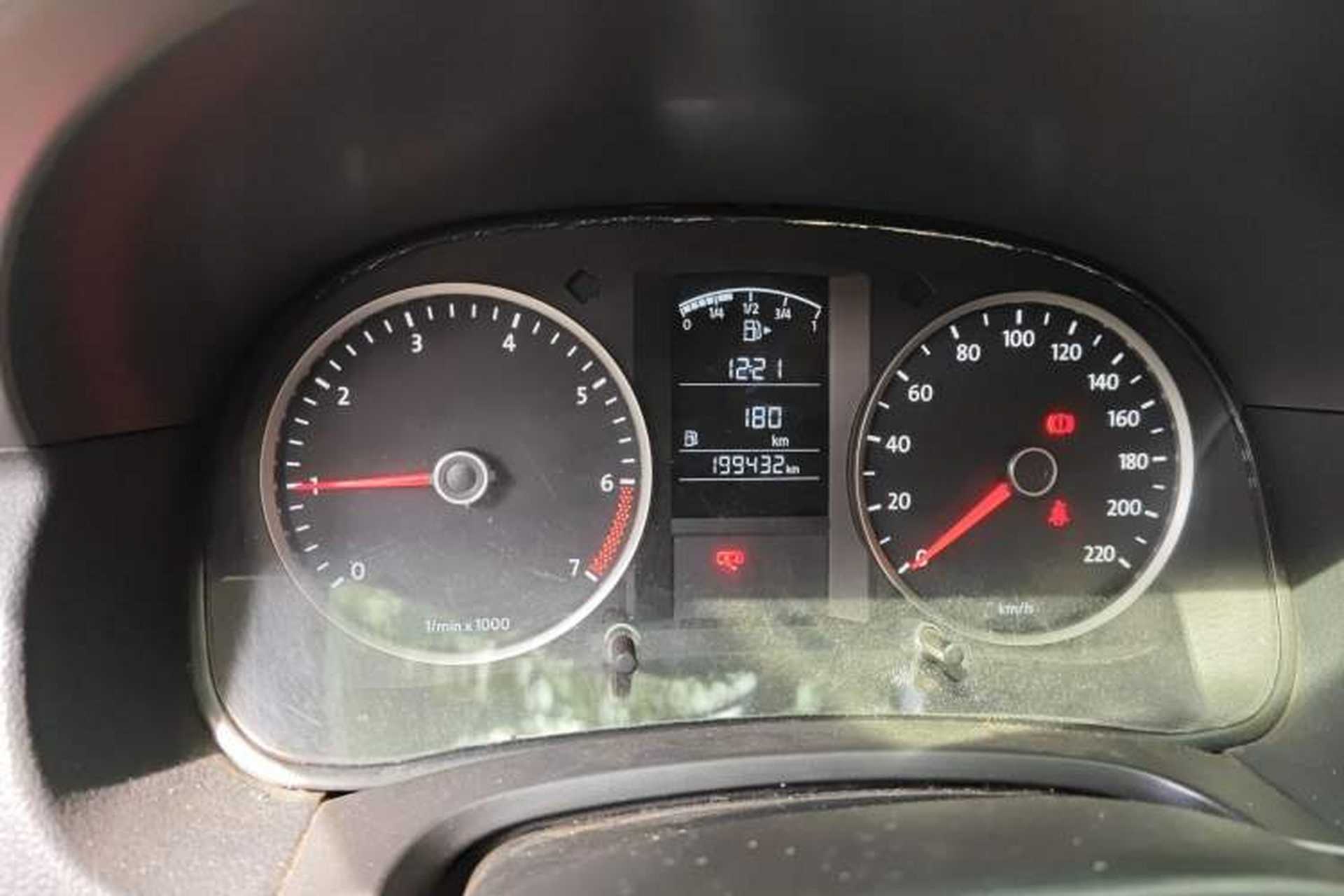 Used Volkswagen Lavida 2011 1.6L Manual Joy Version Odometer Close Up