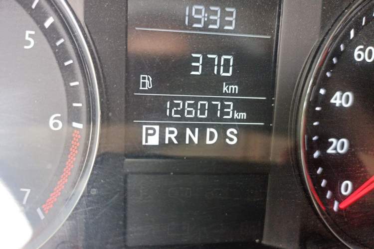 Used Volkswagen Lavida 2011 1.6L Automatic Premium Edition Odometer Close Up