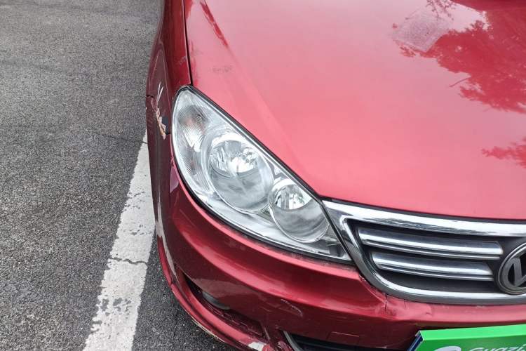 Used Volkswagen Lavida 2011 1.6L Automatic Premium Edition Right Front Headlight