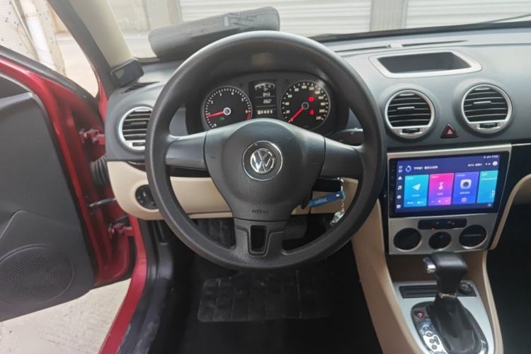 Used Volkswagen Lavida 2011 2.0L Automatic Premium Edition Steering Wheel