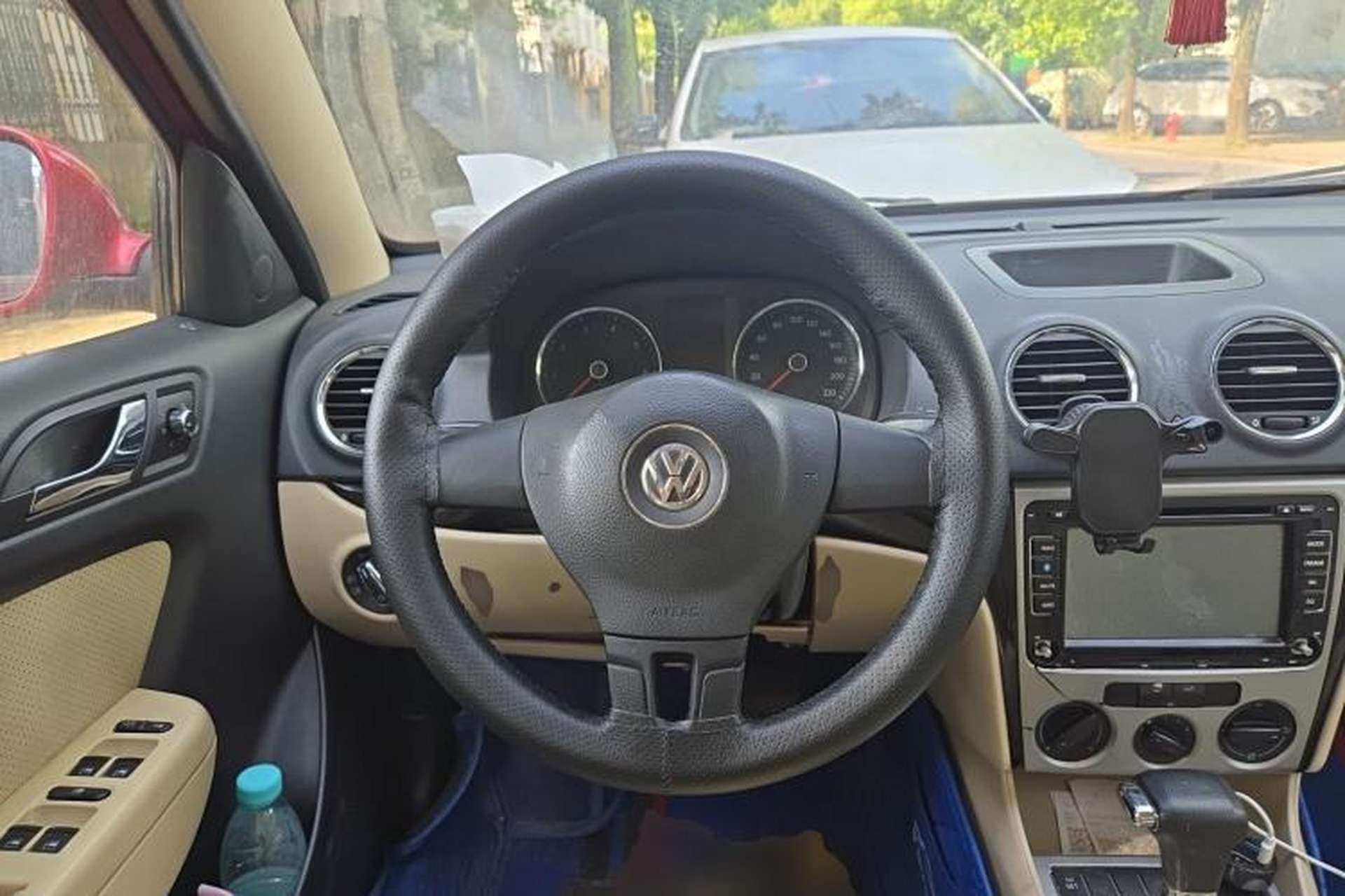 Used Volkswagen Lavida 2011 1.6L Automatic Premium Edition Steering Wheel