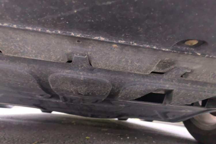 Used Volkswagen Lavida 2011 1.6L Automatic PinYou Edition Chassis Front