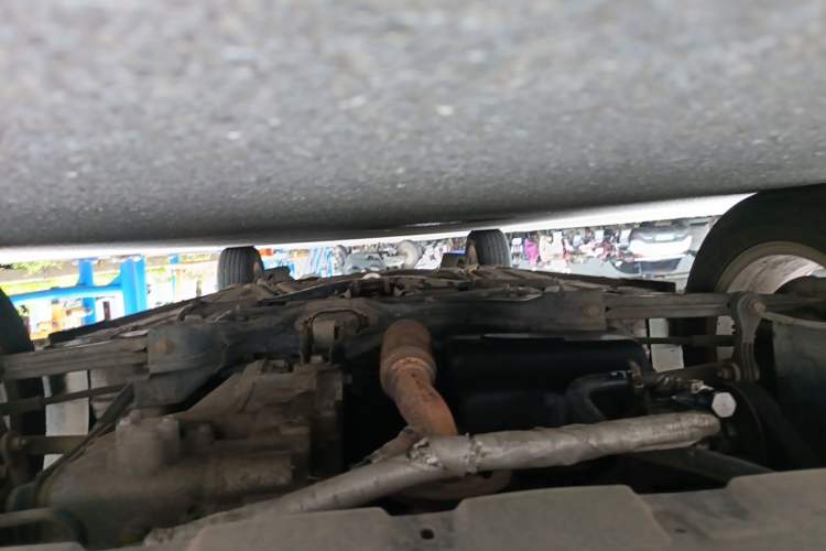 Used Volkswagen Lavida 2011 1.6L Manual Joy Version Chassis Front