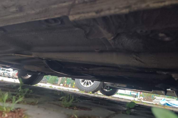 Used Volkswagen Lavida 2011 1.6L Manual Joy Version Chassis Front Right
