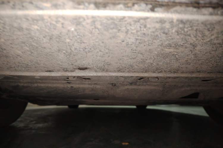 Used Volkswagen Lavida 2011 1.6L Automatic Pinxuan Edition Chassis Front