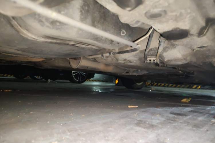 Used Volkswagen Lavida 2011 1.6L Automatic Premium Edition Chassis Rear Right