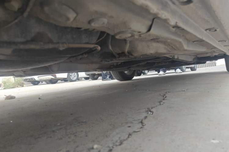 Used Volkswagen Lavida 2011 1.6L Manual - Premium Edition Chassis Rear Right