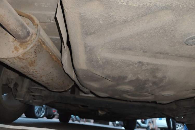 Used Volkswagen Lavida 2011 1.6L Automatic Premium Edition Chassis Rear