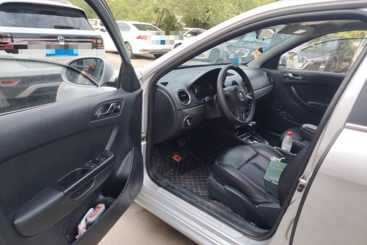 Used Volkswagen Lavida 2011 1.6L Automatic Premium Edition Driver Seat