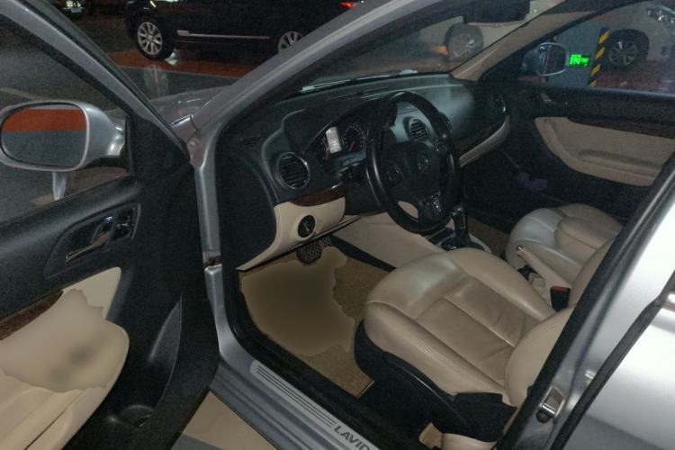 Used Volkswagen Lavida 2011 1.4 TSI DSG Prestige Edition Driver Seat