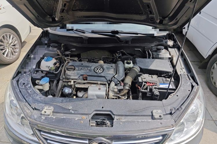 Used Volkswagen Lavida 2011 1.4 TSI DSG Prestige Edition Engine Bay